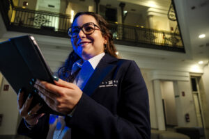 Servicios auxiliares y de recepción de Integra CEE